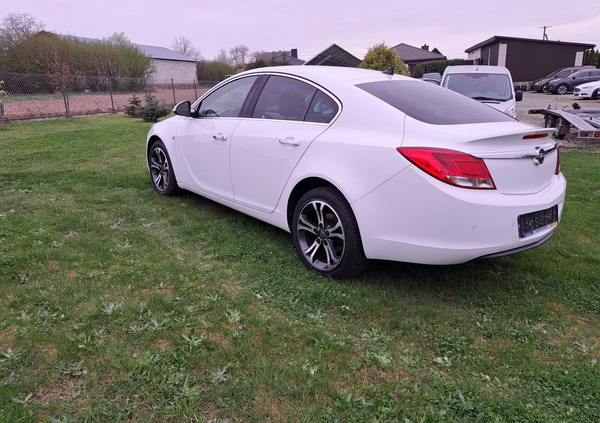 Opel Insignia cena 31900 przebieg: 144000, rok produkcji 2012 z Łowicz małe 172